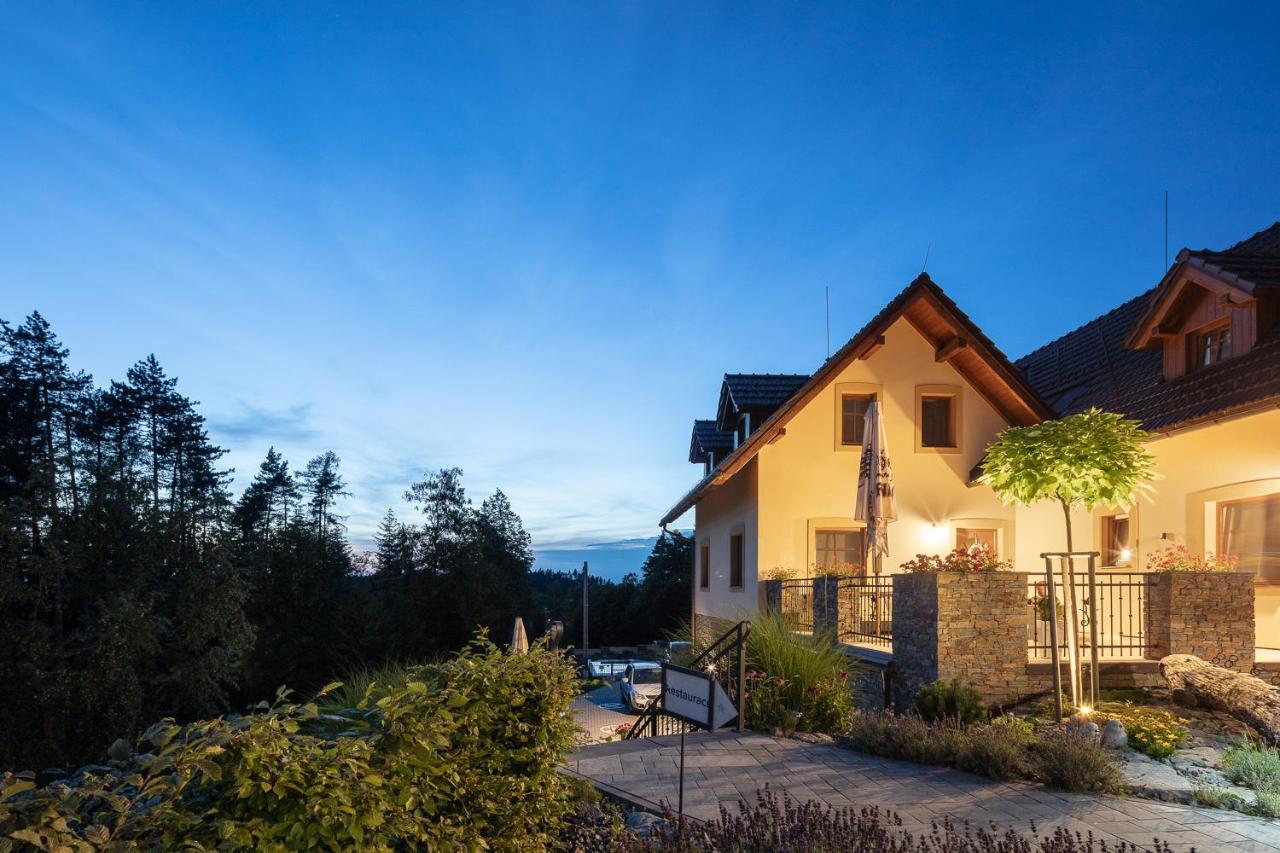 Penzion Na Kraji Lesa Valašské Meziříčí Exterior foto