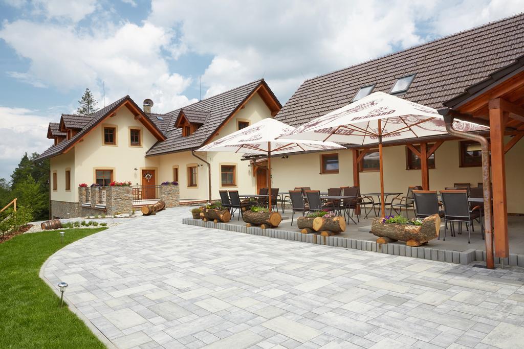 Penzion Na Kraji Lesa Valašské Meziříčí Exterior foto